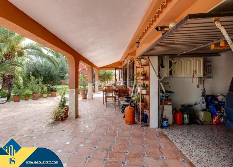 Foto 1de9f8d9-0870-4633-8307-83b2de143b0d. Chalet with parking pool in Zona Carrefour - Urbanizaciones Torrevieja