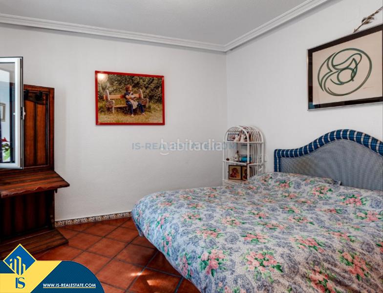 Foto 61fd1158-891b-4ad1-8c88-1342a10bf329. Chalet with parking pool in Zona Carrefour - Urbanizaciones Torrevieja