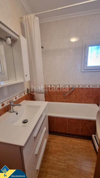 Foto 0680740f-0838-4916-b0af-15997bd7fb9d. Casa pareada casa con piscina comunitaria, en la provincia de alicante, en la localidad . 3 habitaciones | 87 m² | 400 m en Guardamar del Segura
