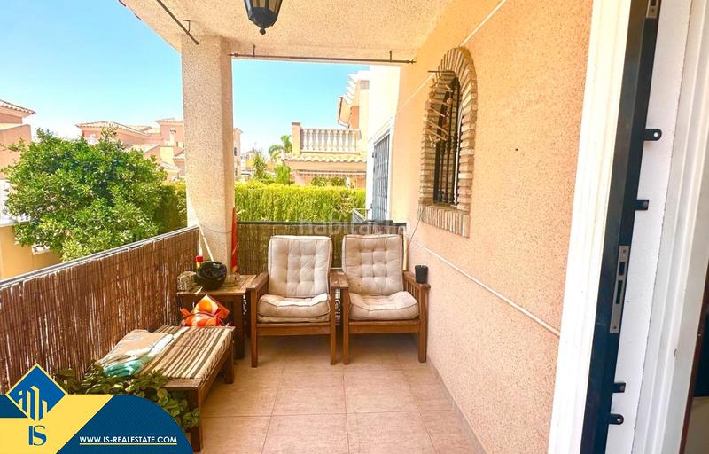 Foto 0776c8e1-35c4-465a-a047-108c1ef28e96. Casa adossada amb xemeneia calefacció aparcament piscina a Orihuela