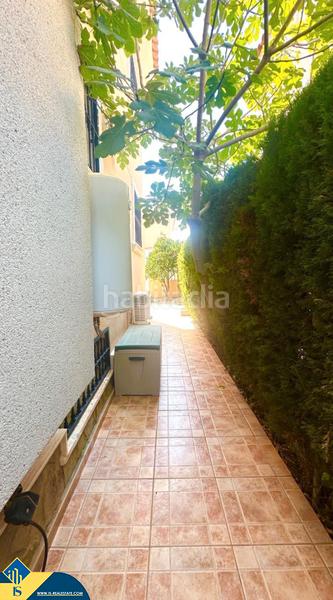 Foto 5e2cc283-26fb-4018-8faa-321a495d196b. Casa adossada amb xemeneia calefacció aparcament piscina a Orihuela