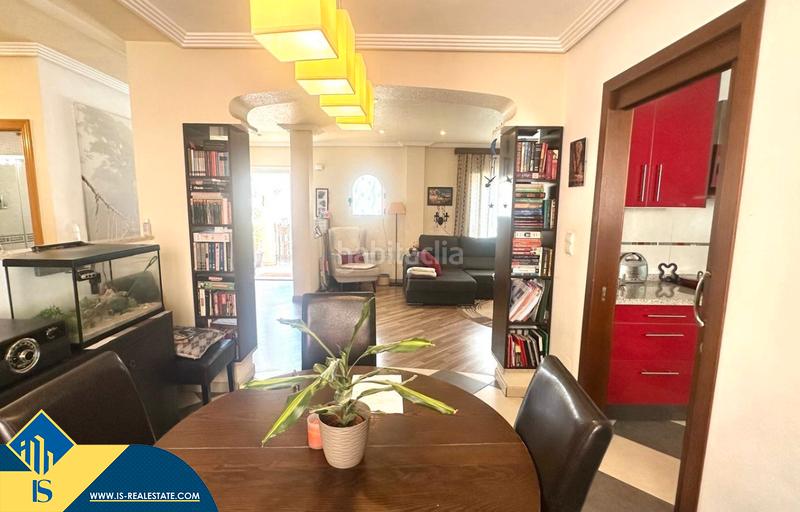 Foto 680b5e05-c47f-4856-9553-97e333aad22a. Casa adossada amb xemeneia calefacció aparcament piscina a Orihuela