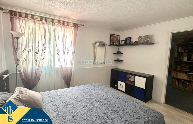 Foto 6976d527-4781-4b2b-95ad-1ec2aa946df6. Casa adossada amb xemeneia calefacció aparcament piscina a Orihuela