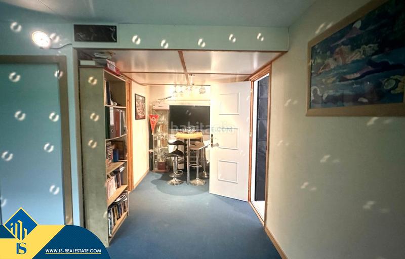 Foto b96718b0-385f-4a80-82a0-ed8c2db22c68. Casa adossada amb xemeneia calefacció aparcament piscina a Orihuela