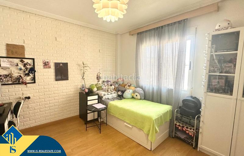 Foto f254f6c2-8029-4a58-8629-e8717c613c3d. Casa adossada amb xemeneia calefacció aparcament piscina a Orihuela