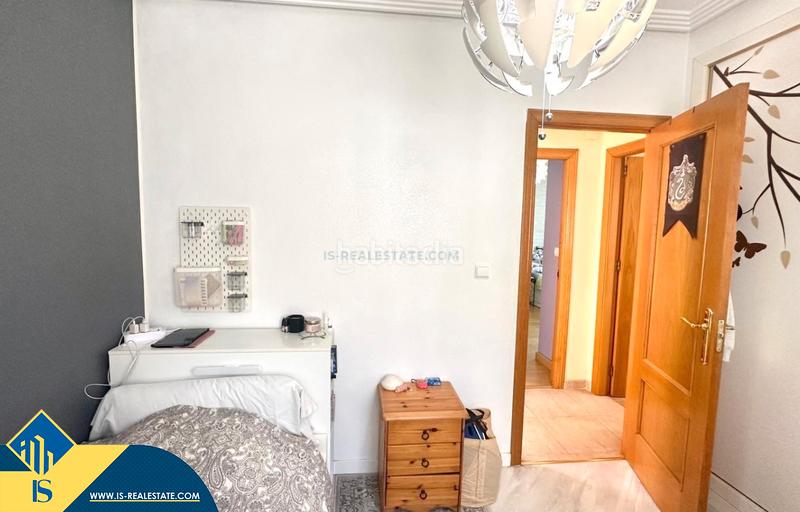 Foto f8f75ef0-f956-41c7-845c-bd09e24d304c. Casa adossada amb xemeneia calefacció aparcament piscina a Orihuela