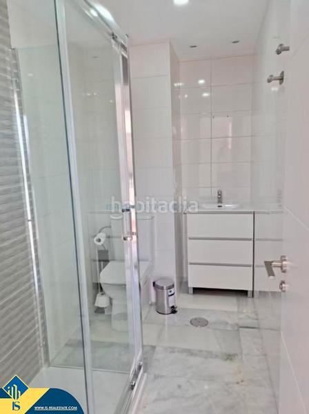 Foto 1f40100a-d26f-45f8-83ce-87ec080be1f9. Apartament amb calefacció aparcament piscina a Playa Poniente Benidorm