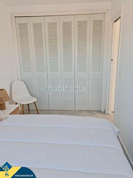 Foto 5e351947-03f2-4ced-8898-a4be572cedf9. Apartament amb calefacció aparcament piscina a Playa Poniente Benidorm