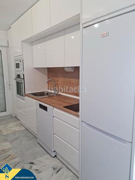 Foto c77221de-e88a-440a-a069-38077cbae5a1. Apartament amb calefacció aparcament piscina a Playa Poniente Benidorm