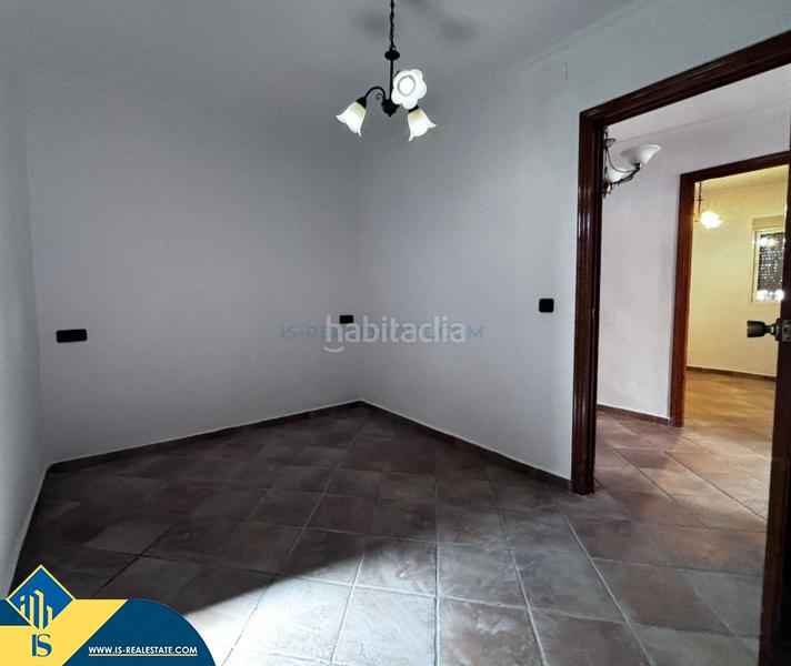 Foto eb0f787e-6721-4070-af94-a5b047ea5a70. Xalet amb aparcament piscina a Los Balcones-Los Altos Torrevieja