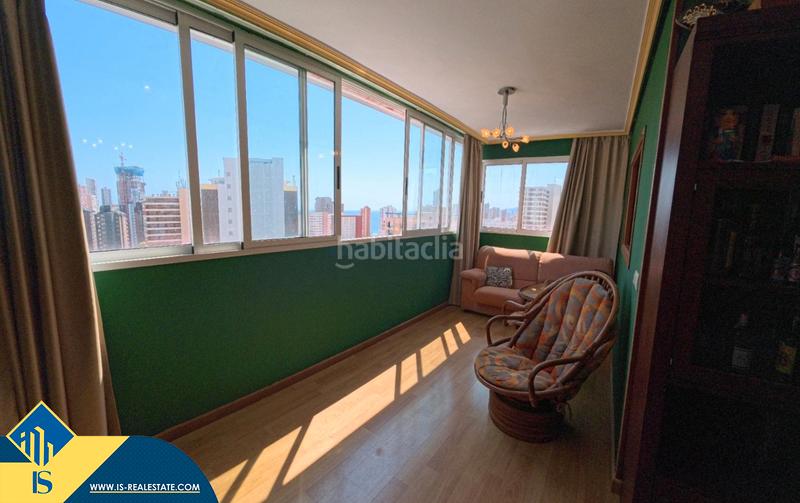 Foto 478b50c4-c4a3-46d7-902d-3540213cdd23. Ático  reformado con piscina comunitaria, en la provincia de alicante, en la ciudad . 3 habitaciones | 124 m² | 500 metr en Benidorm
