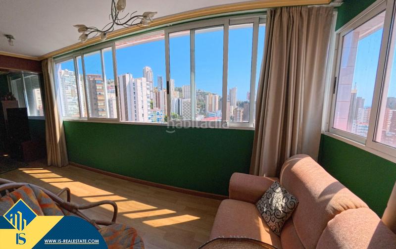 Foto 9188d7b8-fb2b-4870-a86e-74d5166e698c. Ático  reformado con piscina comunitaria, en la provincia de alicante, en la ciudad . 3 habitaciones | 124 m² | 500 metr en Benidorm