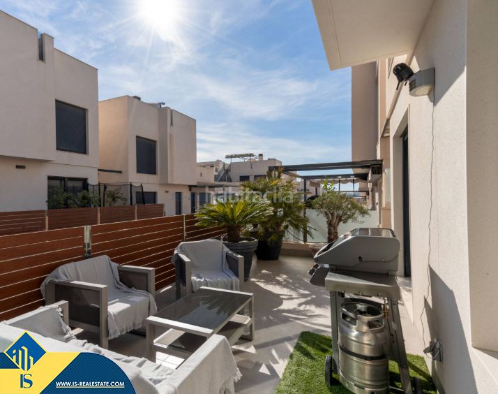 Foto 725ca2ab-66ef-4f45-b0b0-ffebb765aaa7. Xalet amb aparcament piscina a Aguas Nuevas Torrevieja