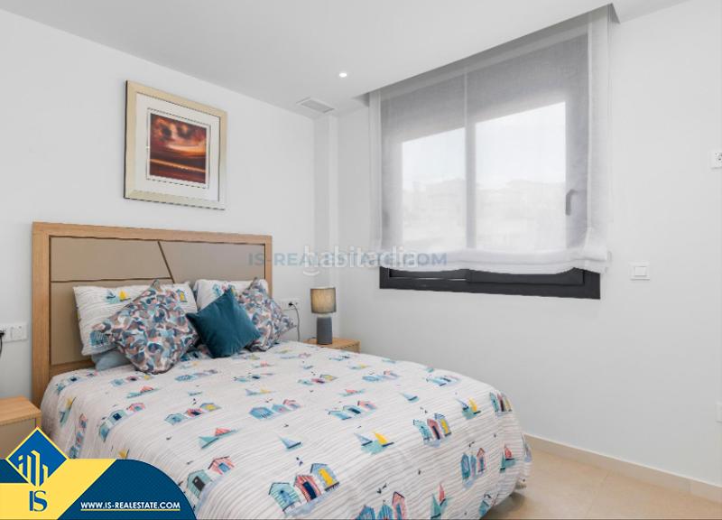 Foto 161de639-f106-4931-b49f-23e2c7e8c72b. Chalet avec parking piscine dans Los Secanos Guardamar del Segura