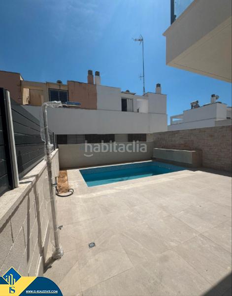 Foto 98cce2de-e4d7-4edb-ba04-0d1797ff0491. Chalet avec parking piscine dans Los Secanos Guardamar del Segura