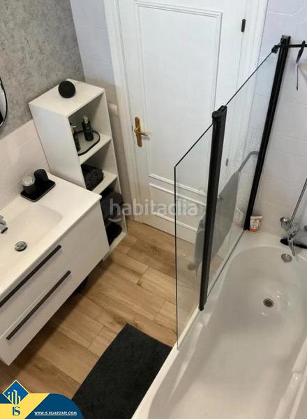 Foto d0e48ee2-ef13-455d-b8c0-0eb34396aa2d. Piccolo appartamento con riscaldamento piscina in Alicante