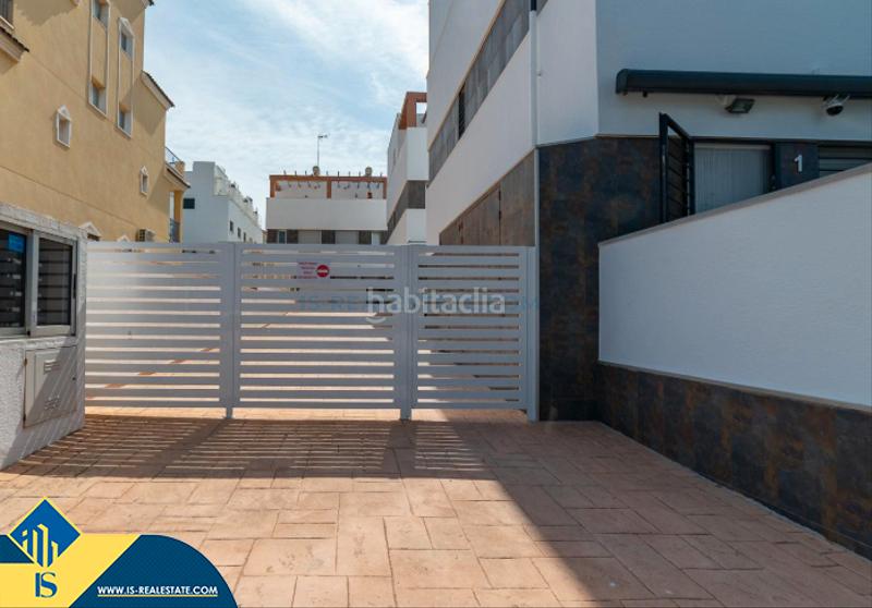 Foto 2c50e128-afa4-4dee-ab6f-3de4f4717ee7. Zweistöckige wohnung mit parking pool in Los Secanos Guardamar del Segura