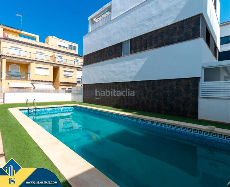 Foto 7317806f-03d6-499a-a464-c2cb1ce70ade. Zweistöckige wohnung mit parking pool in Los Secanos Guardamar del Segura