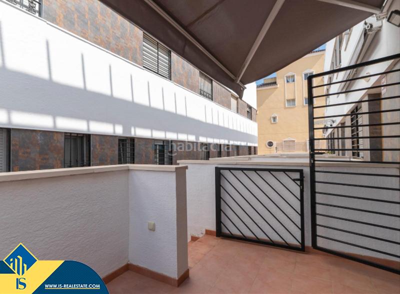 Foto ba62f5a0-bfae-4e35-950a-57b2cd0e058b. Zweistöckige wohnung mit parking pool in Los Secanos Guardamar del Segura