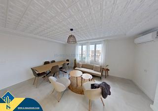 Pis a El Acequión. Apartamento renovado con piscina comunitaria, en la provincia de