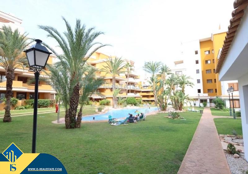Foto 71cf3963-85a8-4a50-afba-f2ad24989e7b. Ático  con piscina comunitaria, en la provincia de alicante, en la ciudad , en la zona de los balcones. 2 habitaciones en Torrevieja