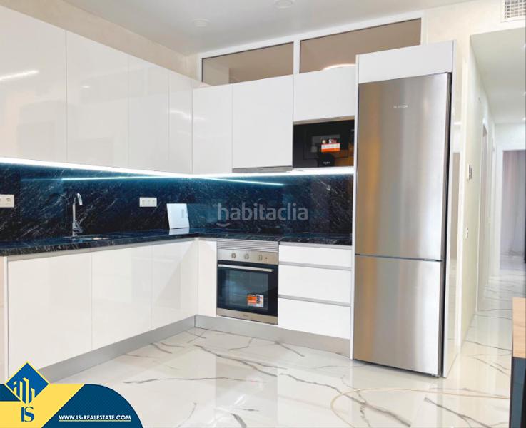 Foto 53e3417d-9189-4bf8-a6b6-304b0bc0c9d7. Piso apartamento con terraza, en la provincia de alicante, en la ciudad , en la zona de playa del cura. 2 habitaciones | 9 en Torrevieja