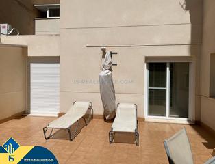 Piso en Los Ángeles. Apartamento con terraza, en la provincia de alicante, en la ciud