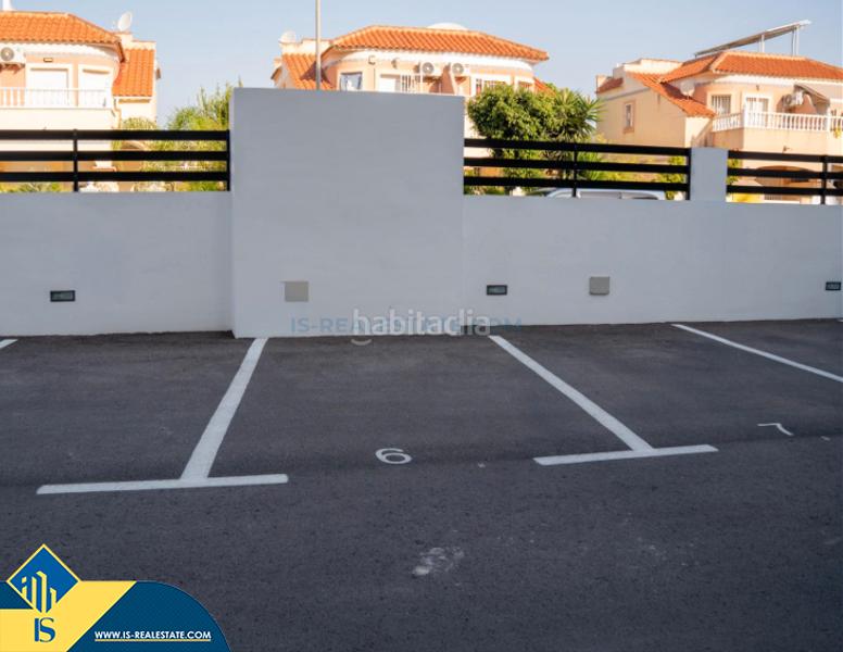 Foto 66f3a14f-6d9b-4590-83f4-5369fe627f18. Piso apartamento con piscina comunitaria, en la provincia de alicante, en la ciudad costa. 2 habitaciones | 85 m² | a 900 m en Orihuela