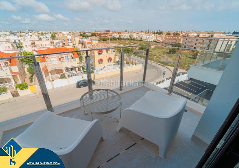 Foto a1a4322e-940d-4829-9bf3-089f3f9f7a31. Piso apartamento con piscina comunitaria, en la provincia de alicante, en la ciudad costa. 2 habitaciones | 85 m² | a 900 m en Orihuela