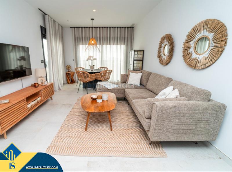Foto c54b6172-b3c9-426b-a128-2f67b09d7147. Piso apartamento con piscina comunitaria, en la provincia de alicante, en la ciudad costa. 2 habitaciones | 85 m² | a 900 m en Orihuela