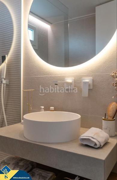 Foto a96a3293-4af7-4dc9-ac55-b725e3e0c346. Ático  renovado con piscina comunitaria, en la provincia de alicante, en la ciudad . 2 habitaciones | 80 m² en Guardamar del Segura
