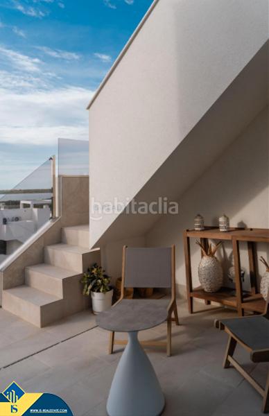 Foto e2ff07dd-d49b-4fa4-b461-f31259384191. Ático  renovado con piscina comunitaria, en la provincia de alicante, en la ciudad . 2 habitaciones | 80 m² en Guardamar del Segura