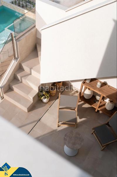 Foto fb999357-692a-4f04-996c-1d4096d1a283. Ático  renovado con piscina comunitaria, en la provincia de alicante, en la ciudad . 2 habitaciones | 80 m² en Guardamar del Segura