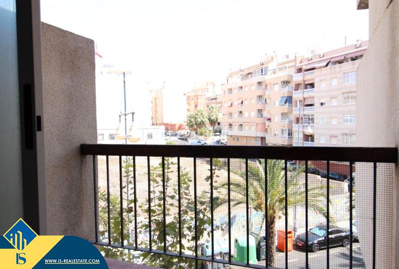 Foto 753c3ac6-22ca-46c3-ac25-586e949d7910. Estudio  con piscina comunitaria, en la provincia de alicante, en la ciudad , en la zona de playa del cura. 1 habitaci en Torrevieja