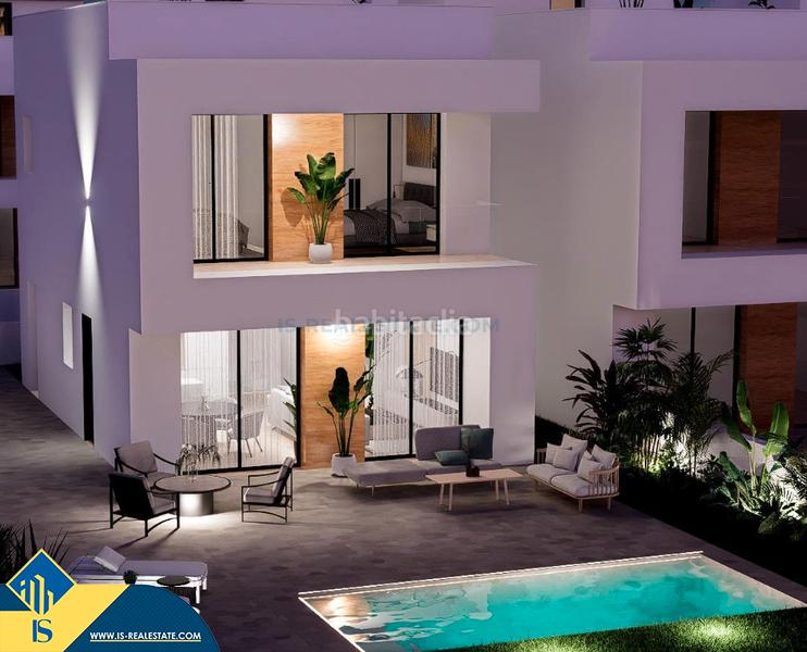 Foto 9ea9125d-8652-4ea5-a78e-12147e6c601d. Chalet with parking pool in La Zenia Orihuela