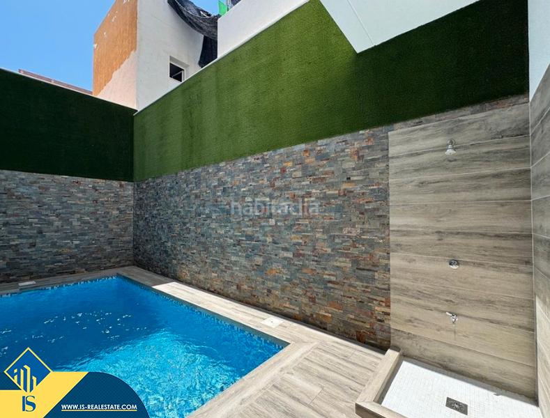 Foto 8709dd66-389c-490d-9bcf-19a6a233bc6d. Piccolo appartamento con parcheggio piscina in Las Piscinas Naturales Torrevieja