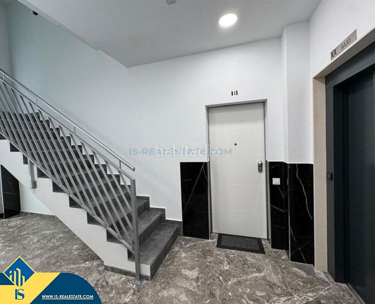 Foto 972338d9-1099-4ea7-8c3a-e98b389c764b. Piccolo appartamento con parcheggio piscina in Las Piscinas Naturales Torrevieja