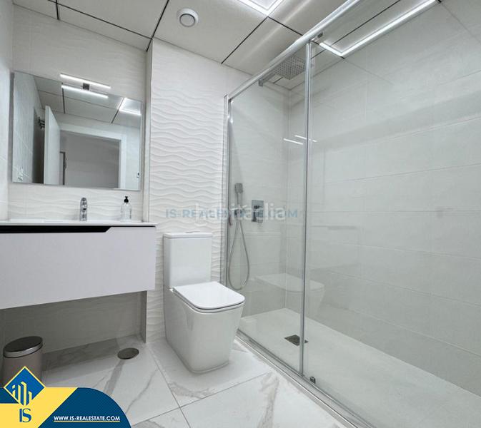 Foto ac8a22cb-89b0-4870-b7e8-c835cfec8195. Piccolo appartamento con parcheggio piscina in Las Piscinas Naturales Torrevieja