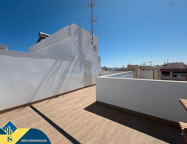 Foto b4ad60d6-52b7-4df6-965c-fe2e4a3c7fdc. Piccolo appartamento con parcheggio piscina in Las Piscinas Naturales Torrevieja