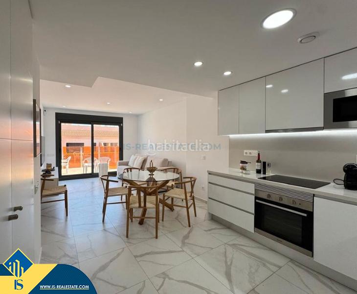 Foto cd3dfa65-203f-4be2-af0e-5b0c52df1758. Piccolo appartamento con parcheggio piscina in Las Piscinas Naturales Torrevieja