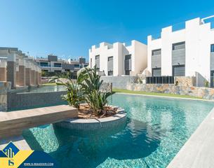 Apartament a Los Balcones-Los Altos. Casa en construcción, en la provincia de alicante, en la ciudad
