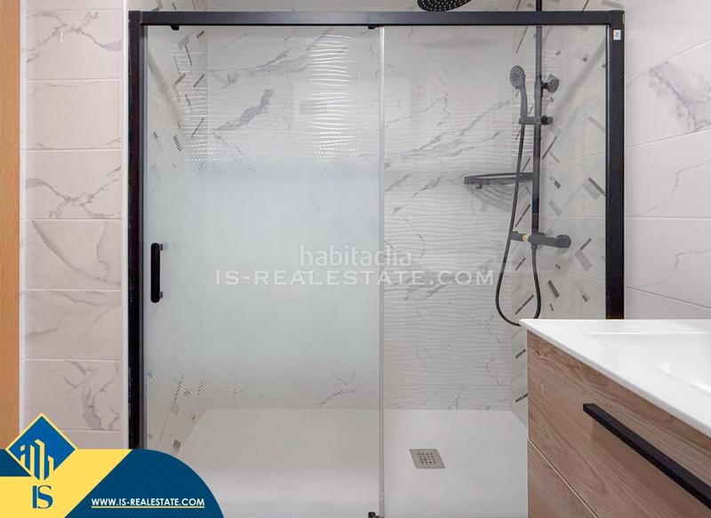 Foto 2840e2fd-5fea-4cfe-bcee-303d0e6714bd. Appartement avec chauffage dans Centro - Muelle Pesquero Torrevieja