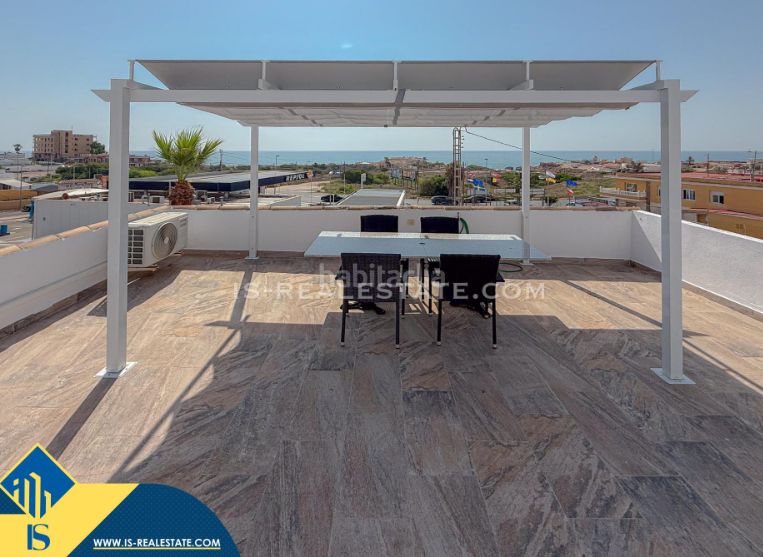 Foto 0f3398d1-768a-4f9d-9664-5aa803162b28. Casa amb aparcament piscina a Miramar - Torre del Moro Torrevieja