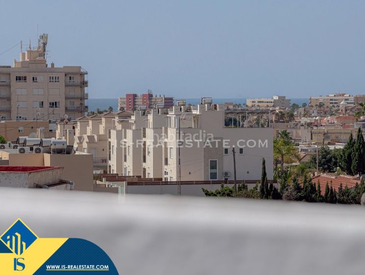 Foto 9d3d9e81-5dd0-4530-99b5-5c61a669d268. Casa amb aparcament piscina a Miramar - Torre del Moro Torrevieja