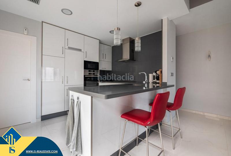 Foto 57102e05-e958-4fc6-bed6-84822e7c1d8e. Chalet con riscaldamento parcheggio piscina in Los Almendros Orihuela