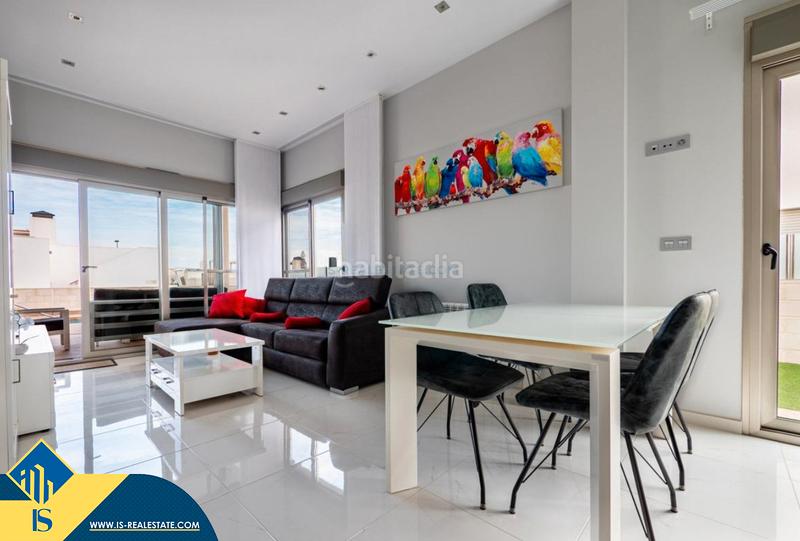 Foto 611eb605-f28a-432a-9c13-de5c7fd92c75. Chalet con riscaldamento parcheggio piscina in Los Almendros Orihuela