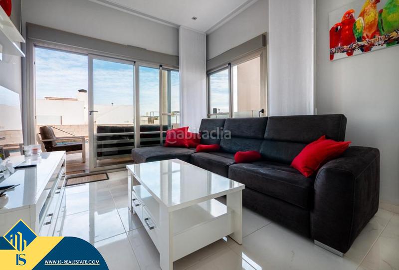 Foto ece8dcb8-778e-495c-b15f-3e820d28b221. Chalet con riscaldamento parcheggio piscina in Los Almendros Orihuela