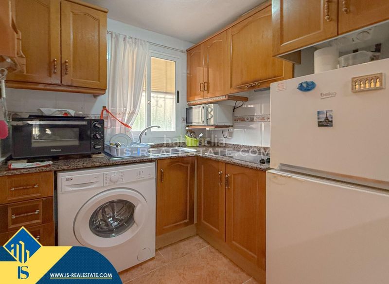 Foto 51a84a93-bb9f-4c74-bb83-162742bcdccc. Apartament amb calefacció piscina a Aguas Nuevas Torrevieja