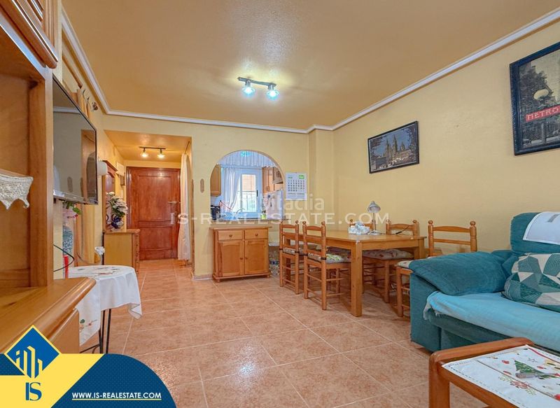 Foto b44b1261-2ad4-46a3-aa2a-3129b717cd1d. Apartament amb calefacció piscina a Aguas Nuevas Torrevieja