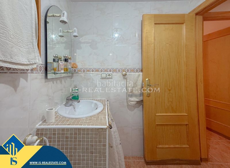 Foto ffd9ad86-9a4d-43f5-81c7-30143bdee747. Apartament amb calefacció piscina a Aguas Nuevas Torrevieja